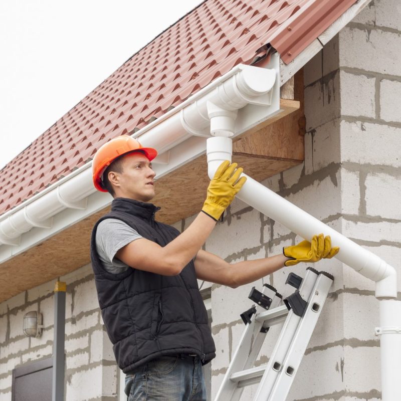 gutter-install-square-1024x1024